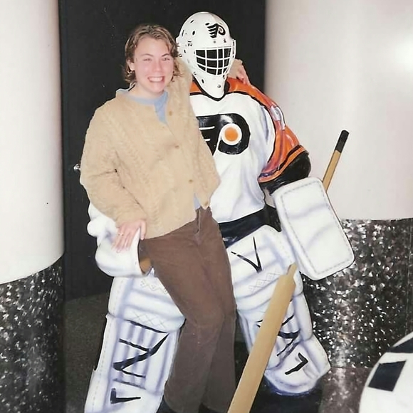 Meet your Posher, Jennifer - Picture 3 of 5